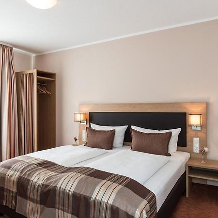 Hotel Sarah 海因斯贝格 外观 照片