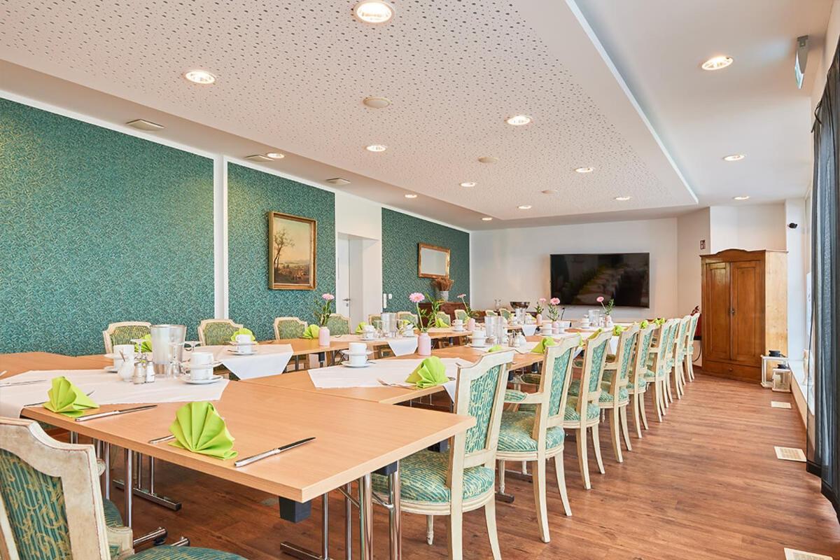 Hotel Sarah 海因斯贝格 外观 照片